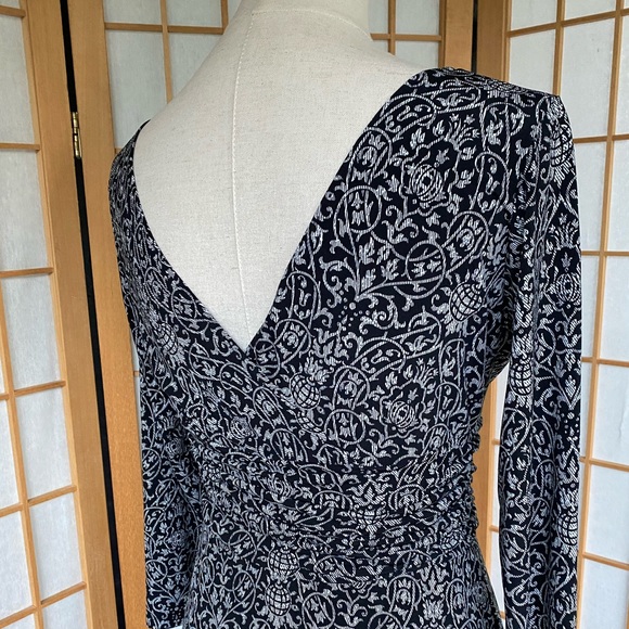 Maggy London Black Print Dress SZ 10 - Picture 8 of 13